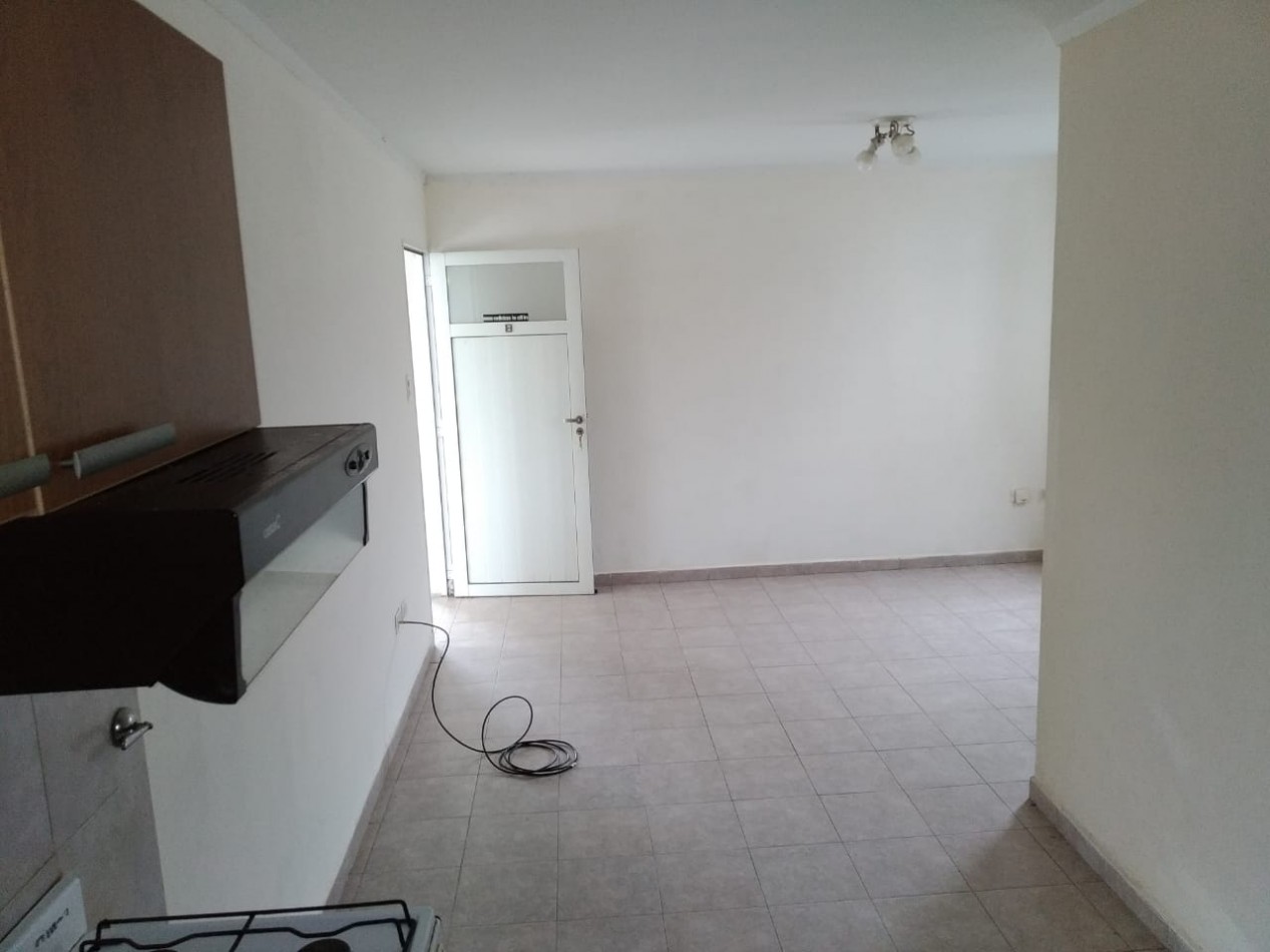 SE ALQUILA DPTO CENTRICO DE 1 DORMITORIO