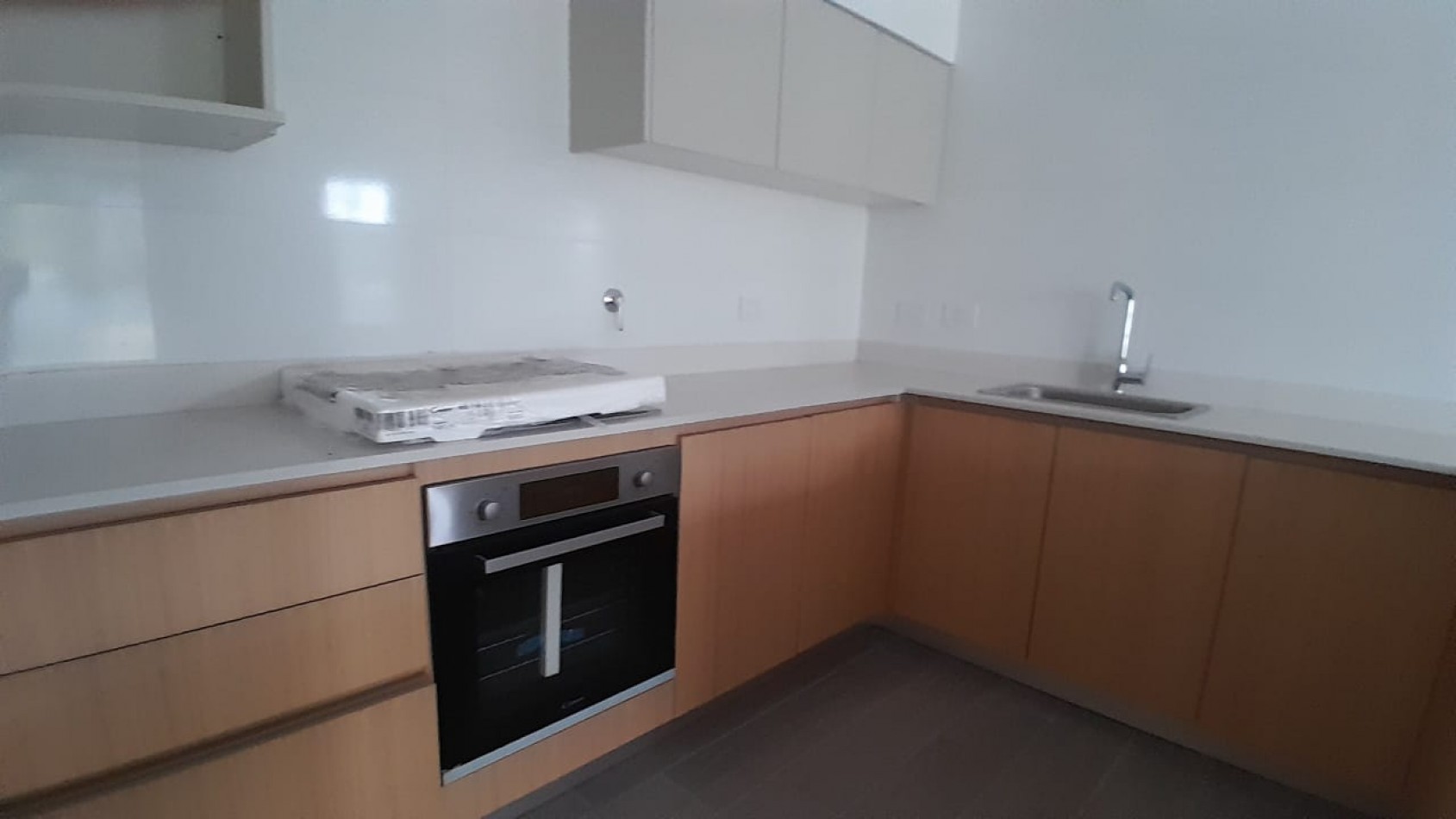 SE ALQUILA EXCELENTE DPTO DE 2 DORM CON COCHERA