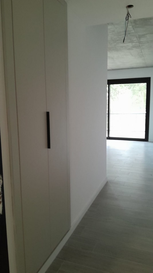 SE ALQUILA EXCELENTE DPTO DE 2 DORM CON COCHERA