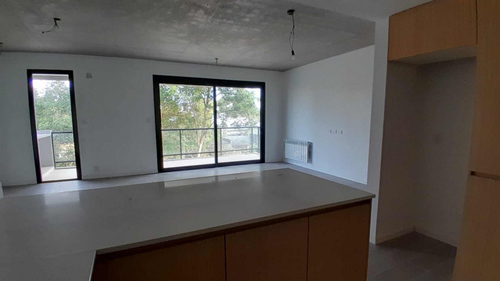 SE ALQUILA EXCELENTE DPTO DE 2 DORM CON COCHERA