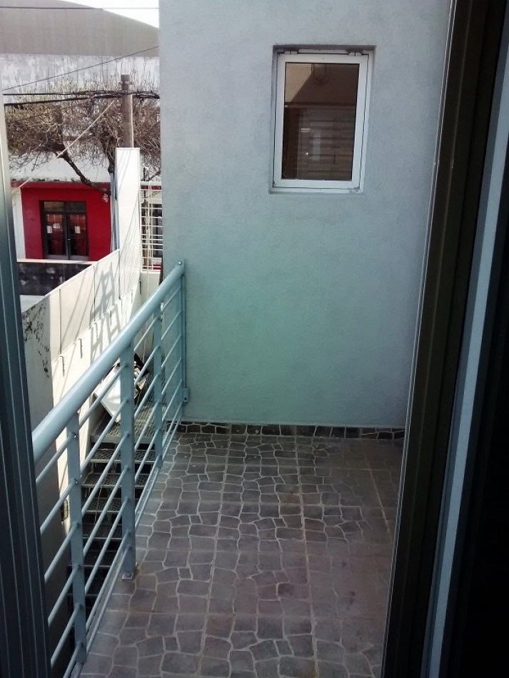 SE ALQUILA DPTO 1 DORM EN B° 9 DE JULIO