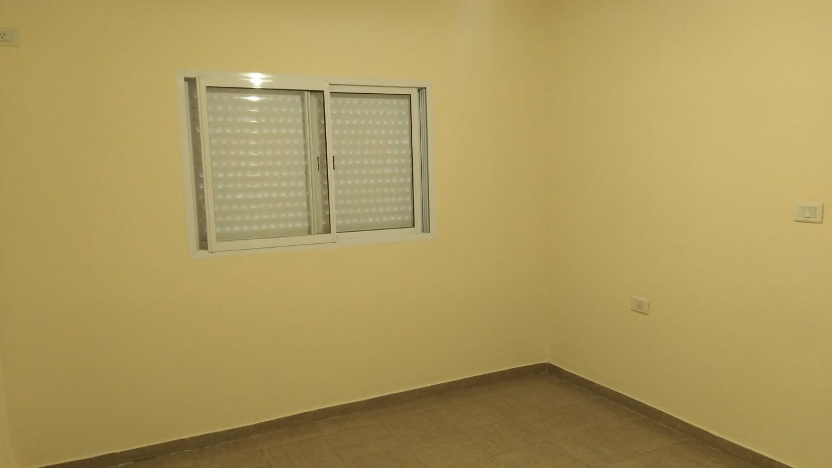 SE ALQUILA DPTO 2 DORM EN B° EL BOSQUE