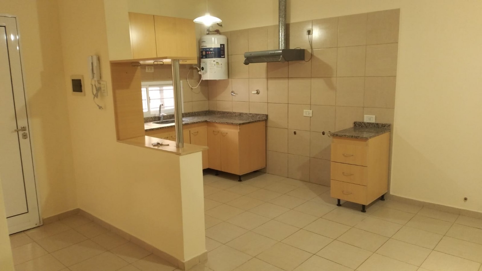 SE ALQUILA DPTO 2 DORM EN B° EL BOSQUE