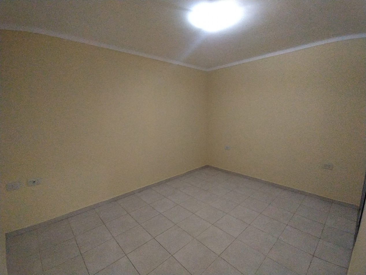 SE ALQUILA DPTO 1 DORM EN B° 9 DE JULIO