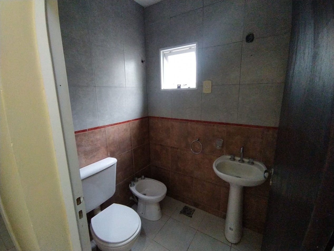 SE ALQUILA DPTO 1 DORM EN B° 9 DE JULIO