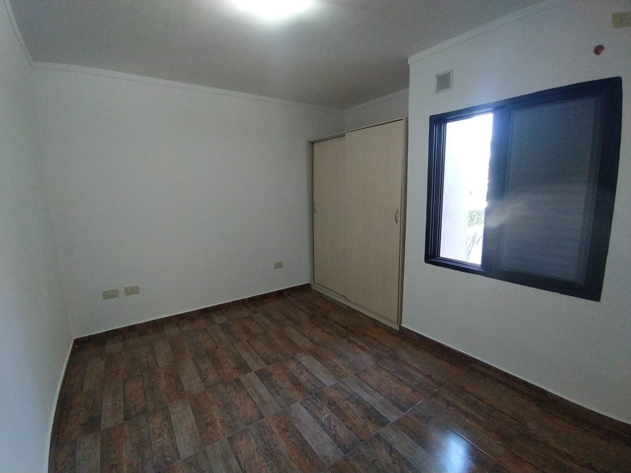 SE ALQUILA DPTO 2 DORM CON COCHERA 