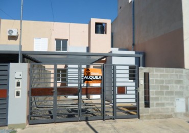 SE ALQUILA CASA EN BARRIO BELGRANO
