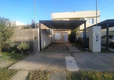 SE ALQUILA CASA EN BARRIO LA CAÑADA
